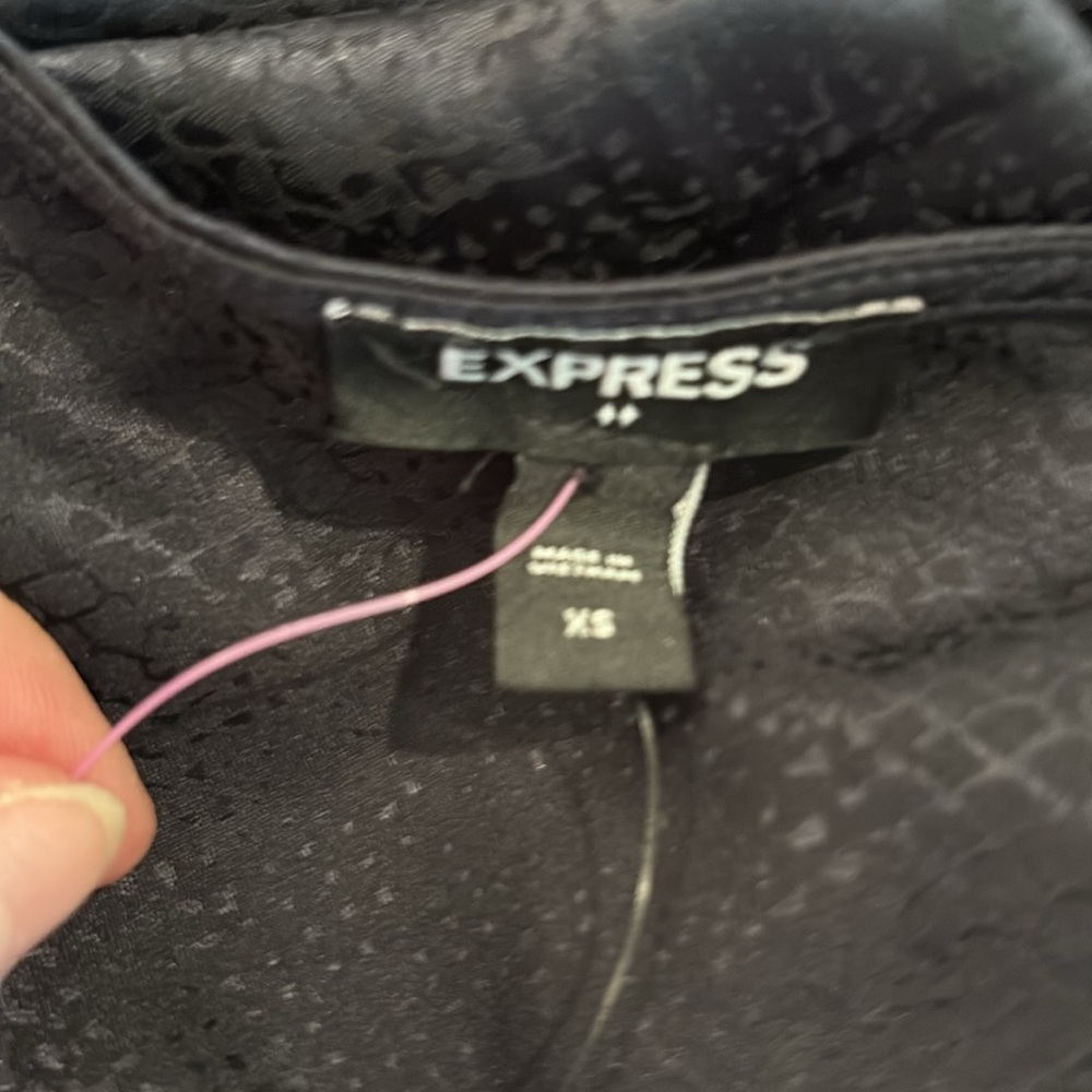 Express Black Wrap Blouse - Picture 5 of 6
